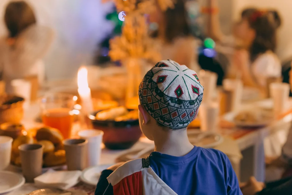 Команда Рідні вітає всіх з прийдешніми святами Команда Рідні вітає всіх з прийдешніми святами