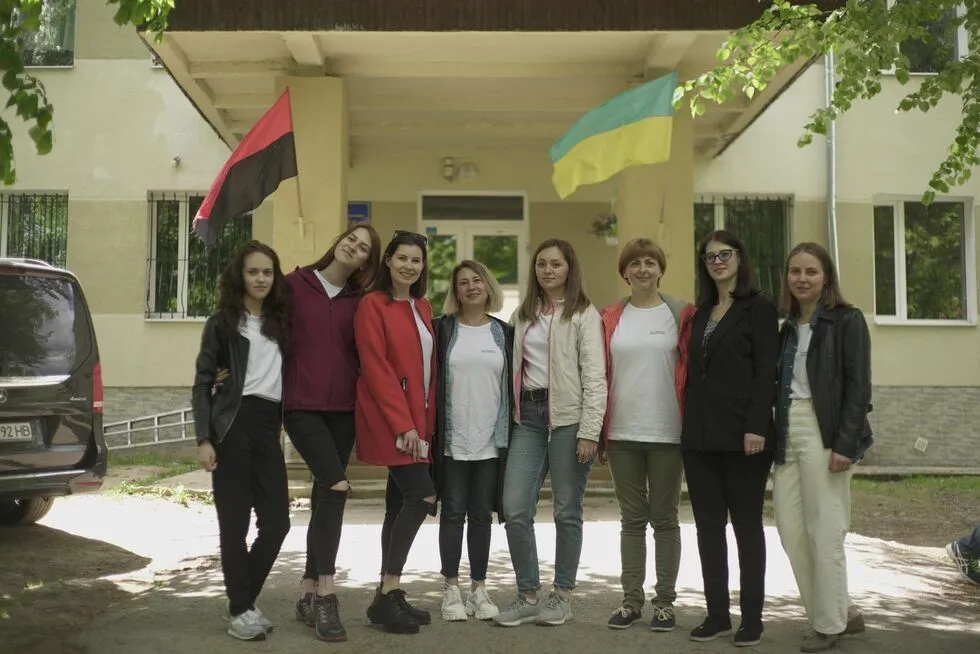 What is it like to be part of the Ridni team?