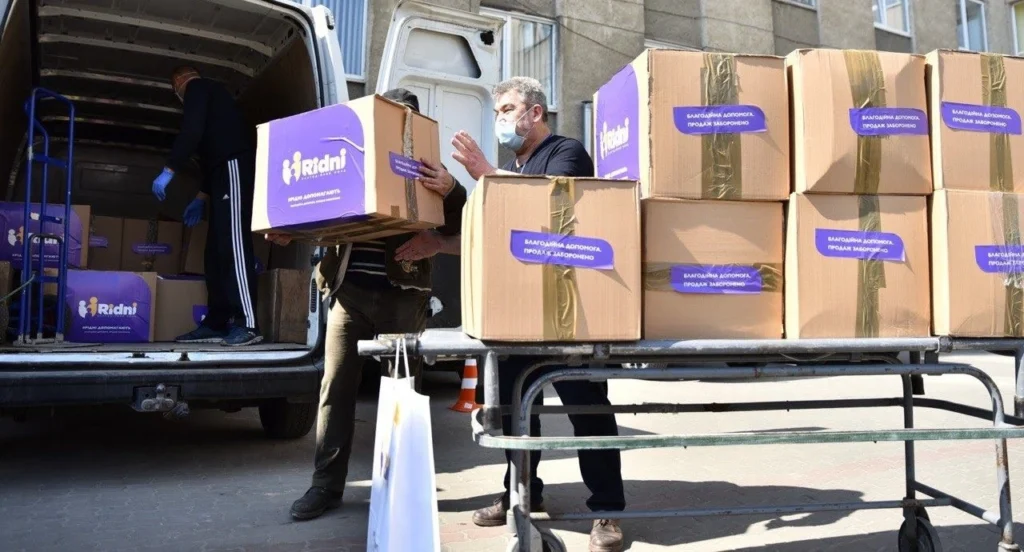 Благодійний фонд "Рідні" і партнери купили 20 апаратів ШВЛ, рентген апарат та інше "Рідні" і партнери купили 20 апаратів ШВЛ