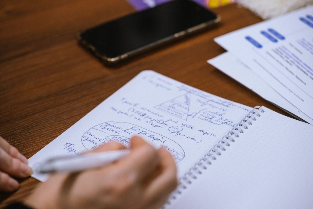 Відбувся тренінг «Опори, які тримають»: фахівці вчилися ефективно підтримувати сім’ї DSC01862