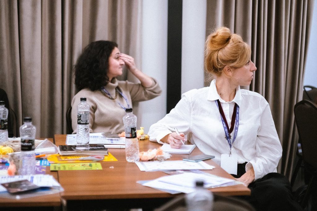 Відбувся тренінг «Опори, які тримають»: фахівці вчилися ефективно підтримувати сім’ї DSC01901