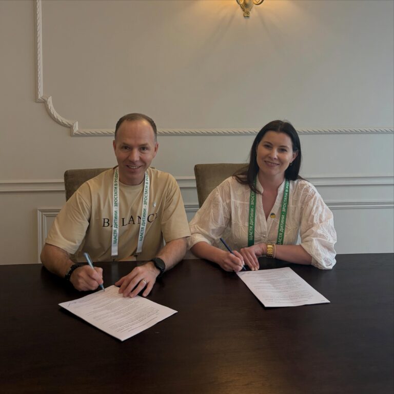 Ridni Foundation Team Joins IV Foster Families Forum Форум прийомних родин3